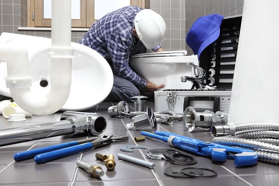 5 Things to Consider Before Hiring a Plumber